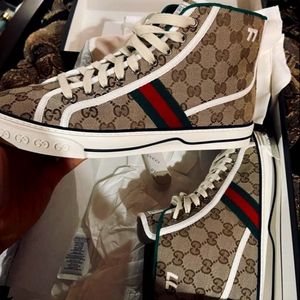 Mens authentic Gucci Tennis 1977 High top sneakers. US size 11.5